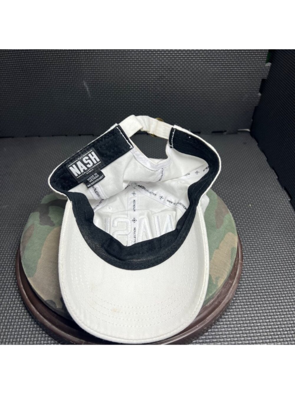 Nash Collection White Adjustable Baseball Cap With Embroidered Logo Cotton Blend - Picture 5 of 5